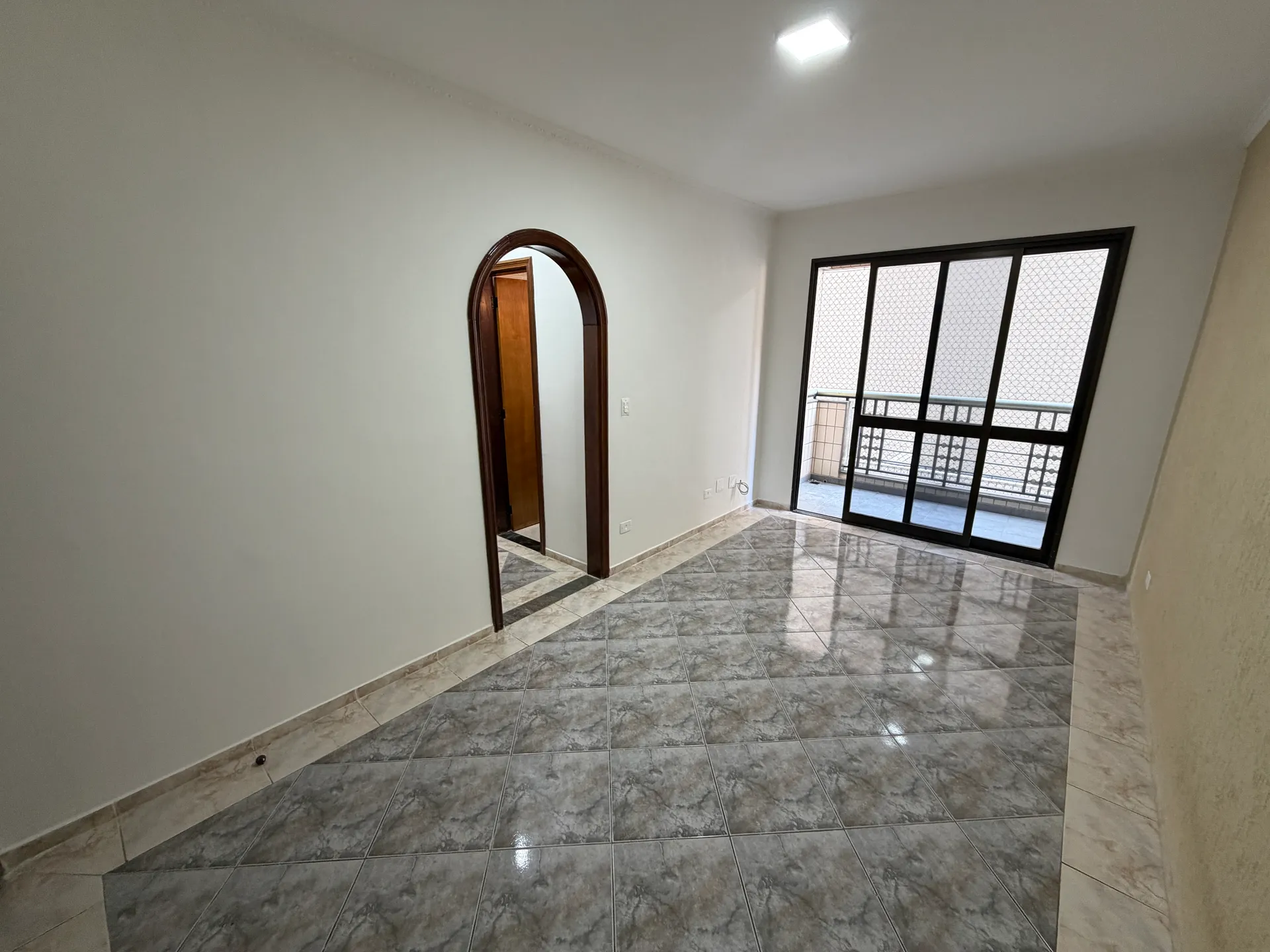 Apartamento para Venda - Guilhermina - 50m2 - 1 dorm(s) - Praia Grande/SP - 2774