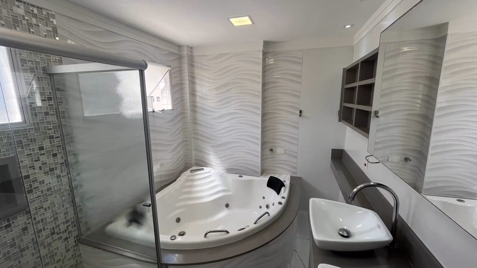 Apartamento com 4 quartos, Guilhermina, foto 11 de 40
