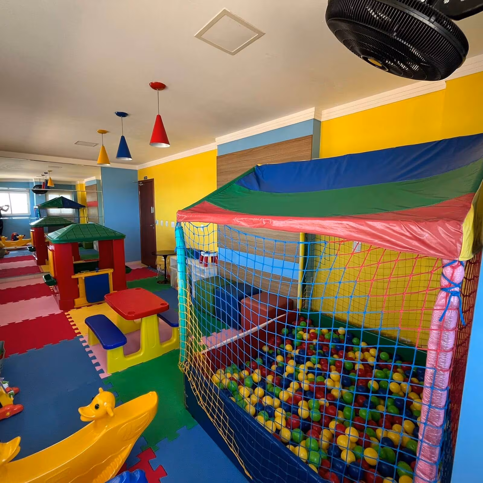 Apartamento com 4 quartos, Guilhermina, foto 37 de 40